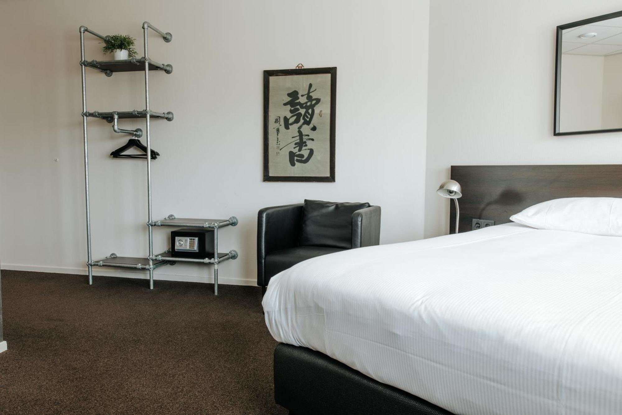 Queen Hotel 3*